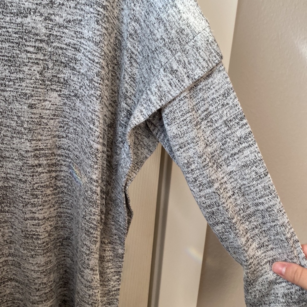 Color Thread Grey Shirt - Picture 5 of 10